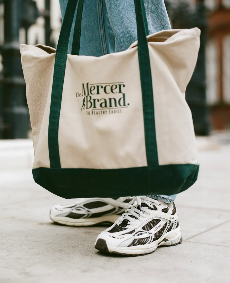 MERCER - The Re-Run White Silver
