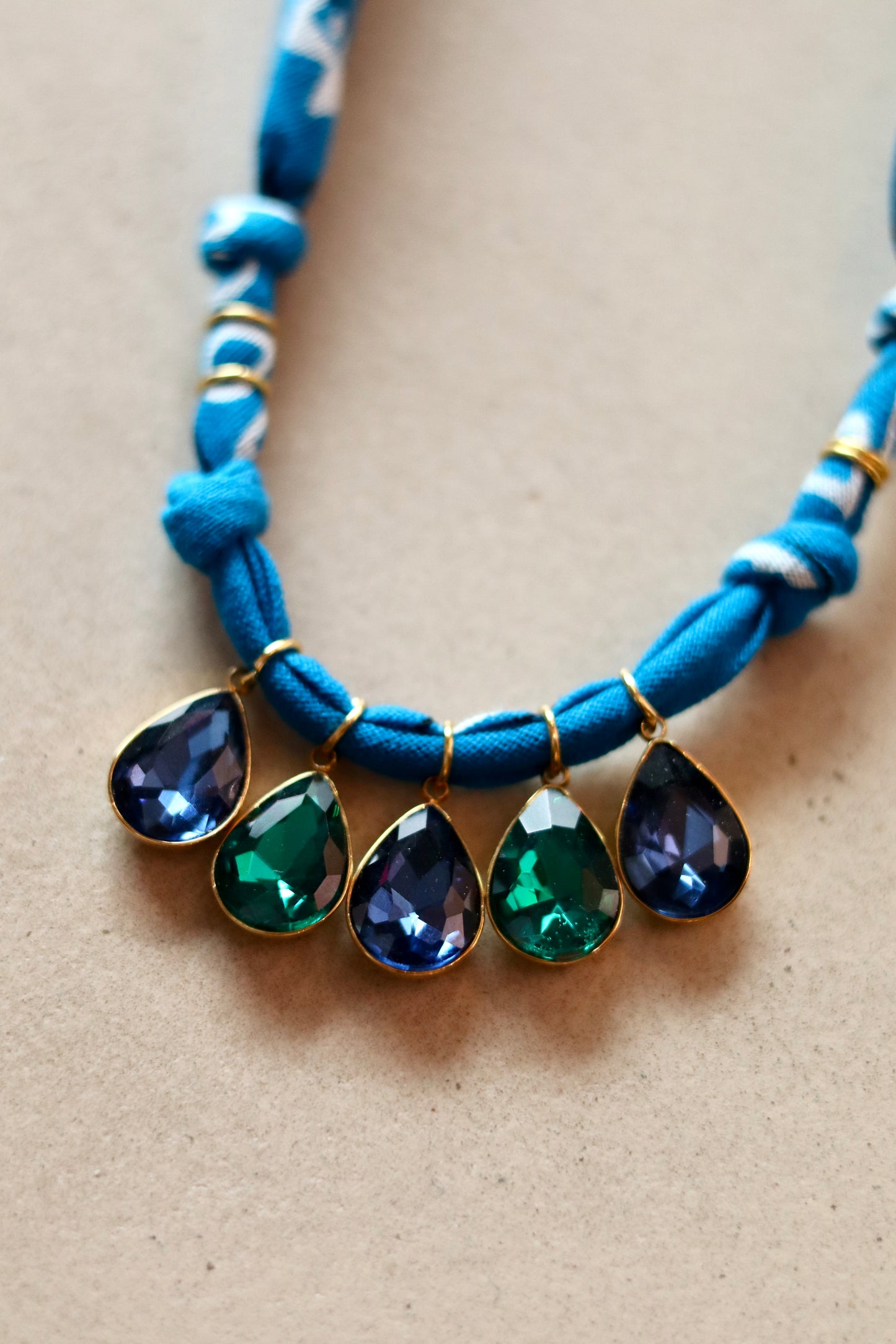 Collier Badhnati - Gouttes