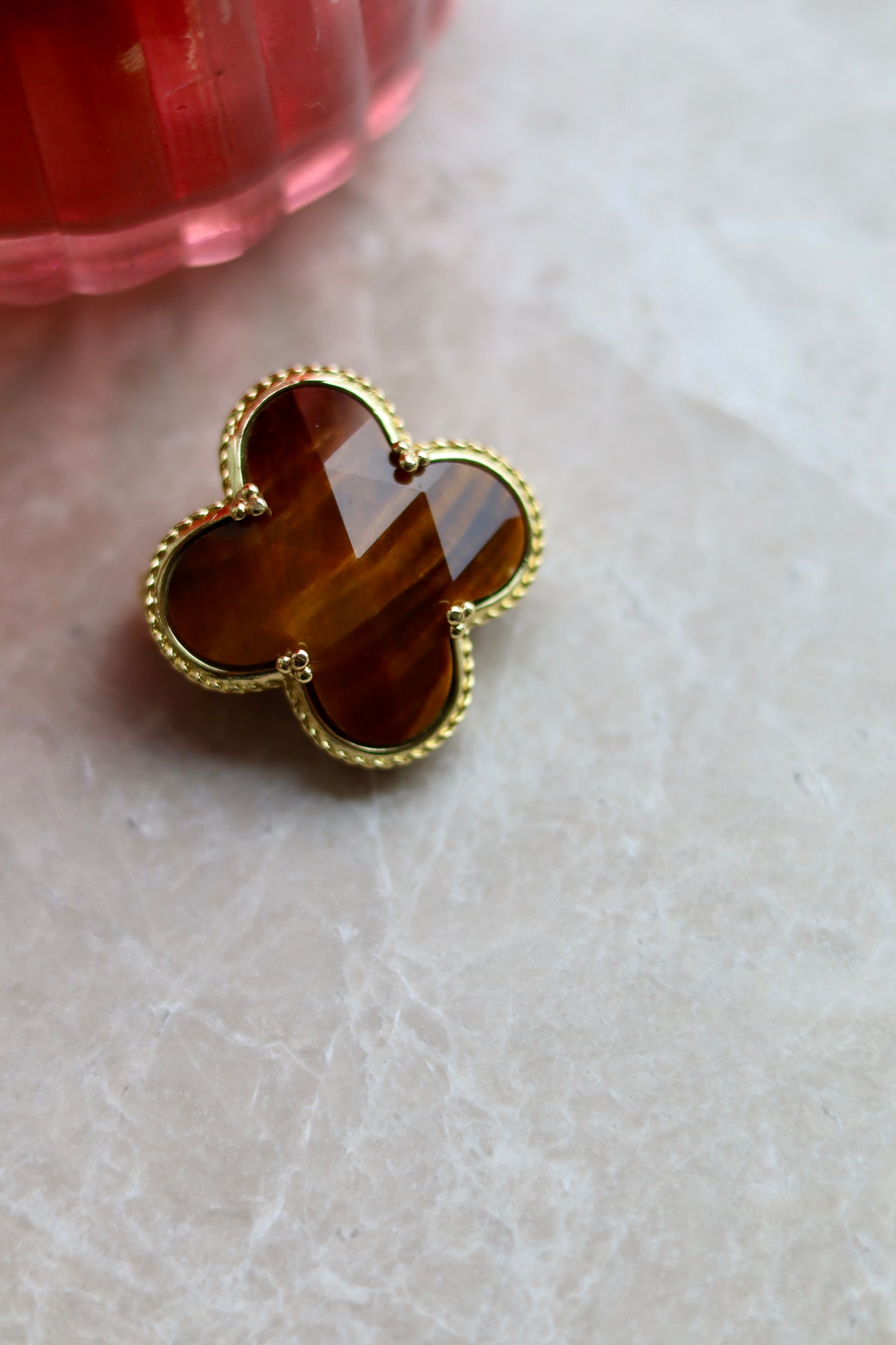 Broche Tracy