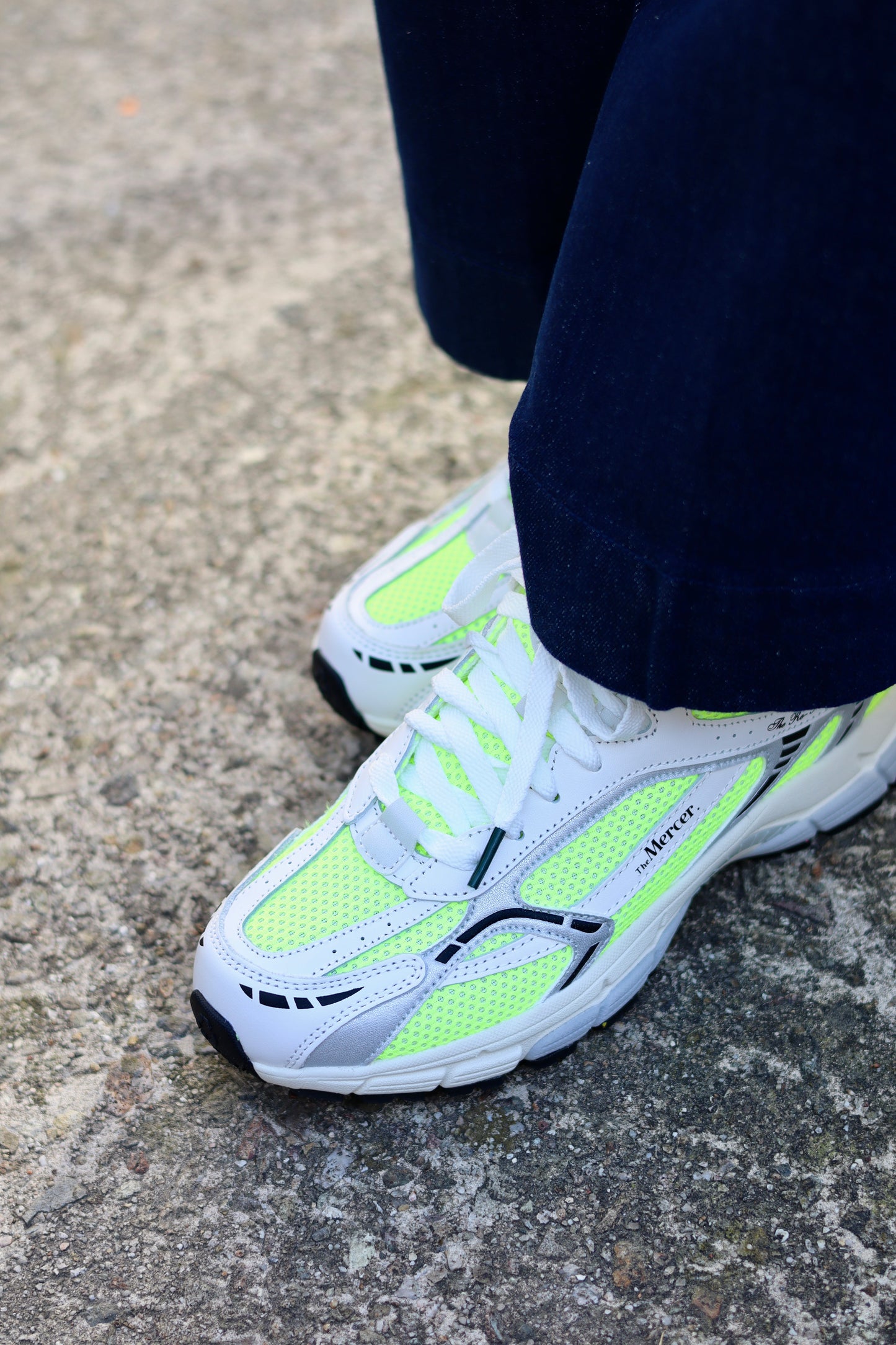 MERCER - The Re-Run White/Yellow