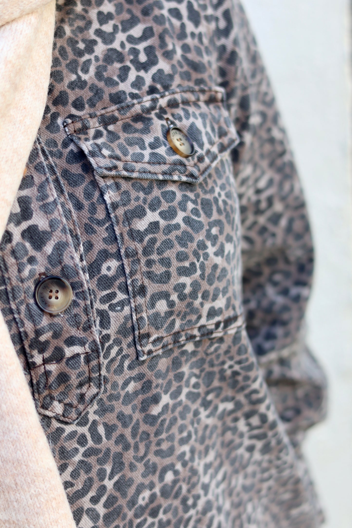 Robe Sally