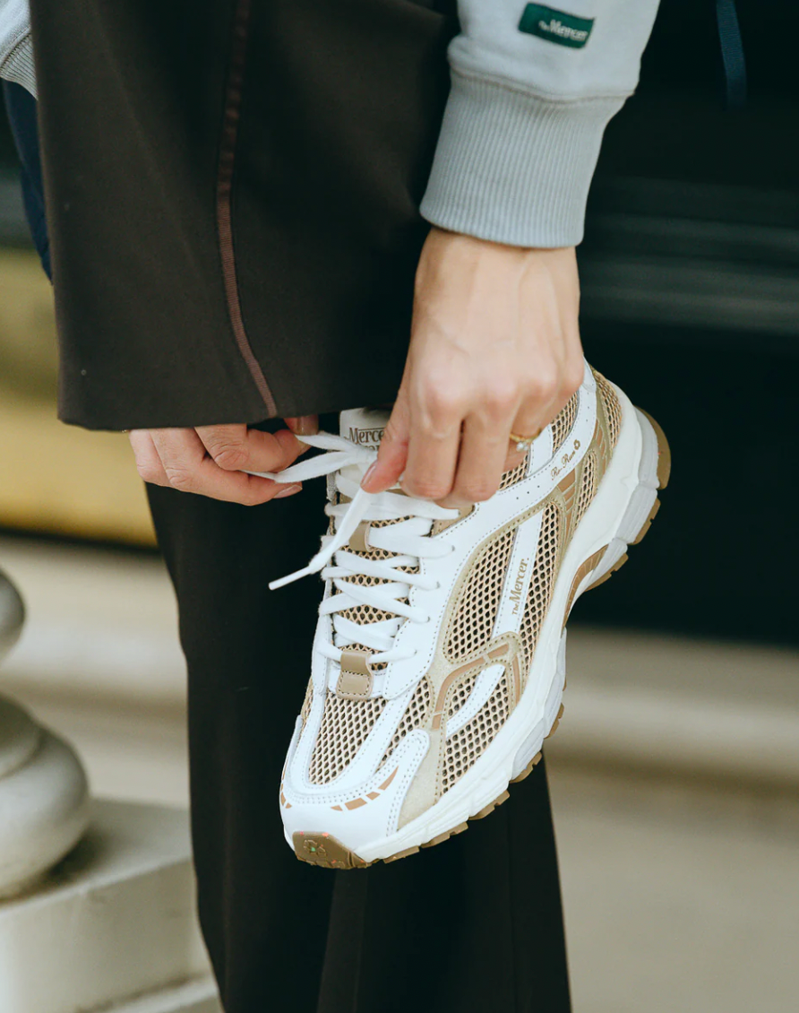 MERCER - The Re-Run White Silver