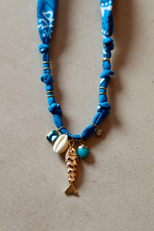 Collier Badhnati poisson