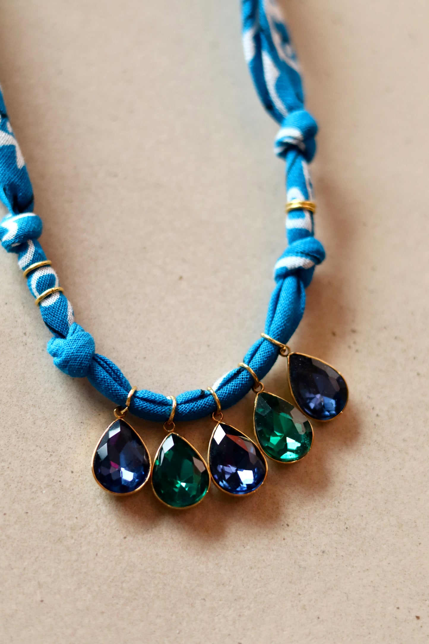 Collier Badhnati - Gouttes