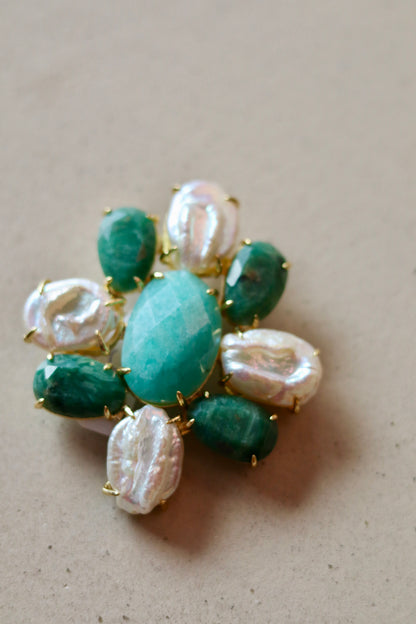 Broche Dila