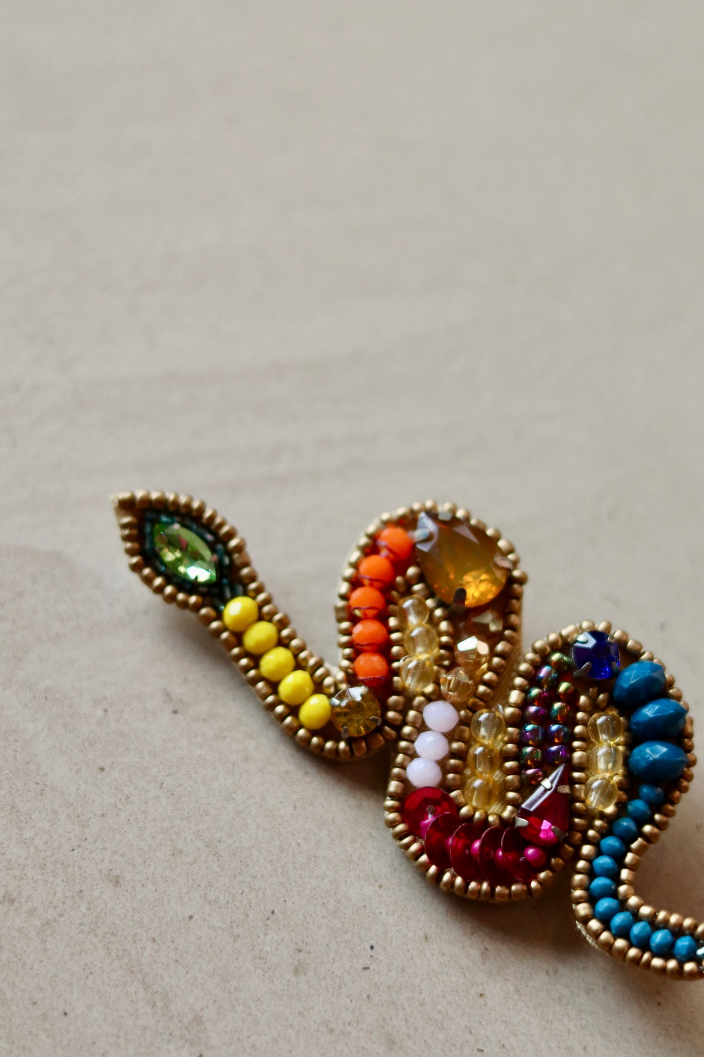 Broche Serpi