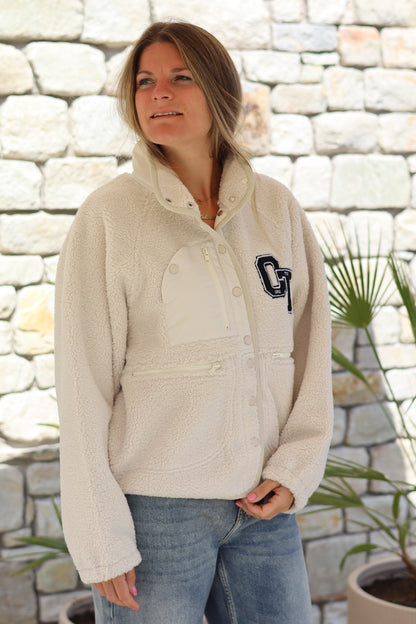 Veste sherpa Rebecca (2 couleurs 🤍🖤)