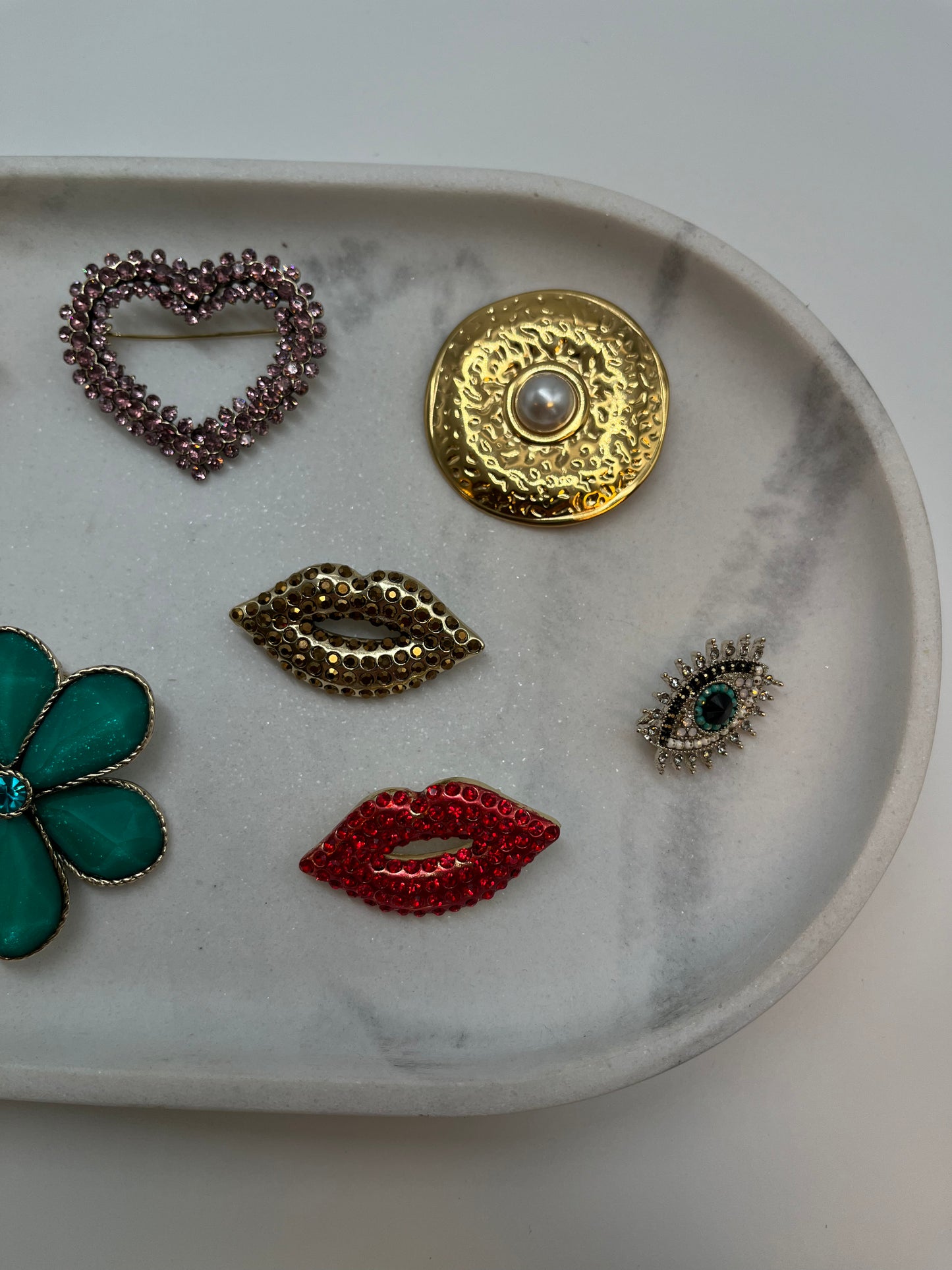 Broche Lips