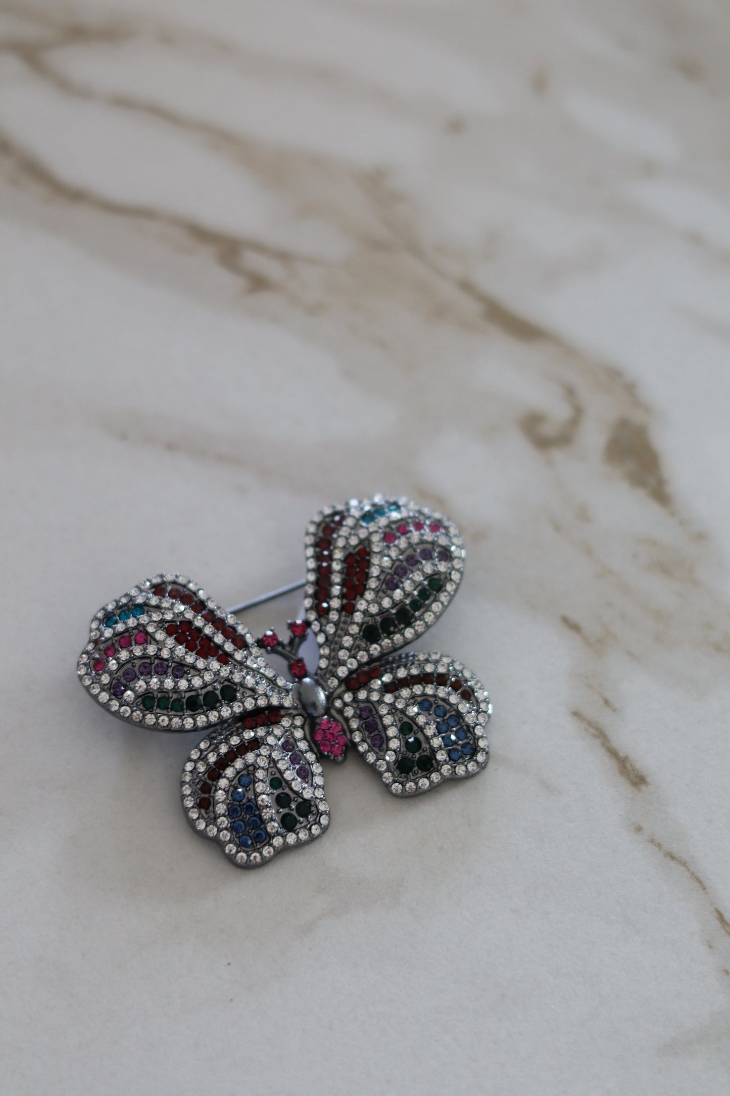 Broche Tila